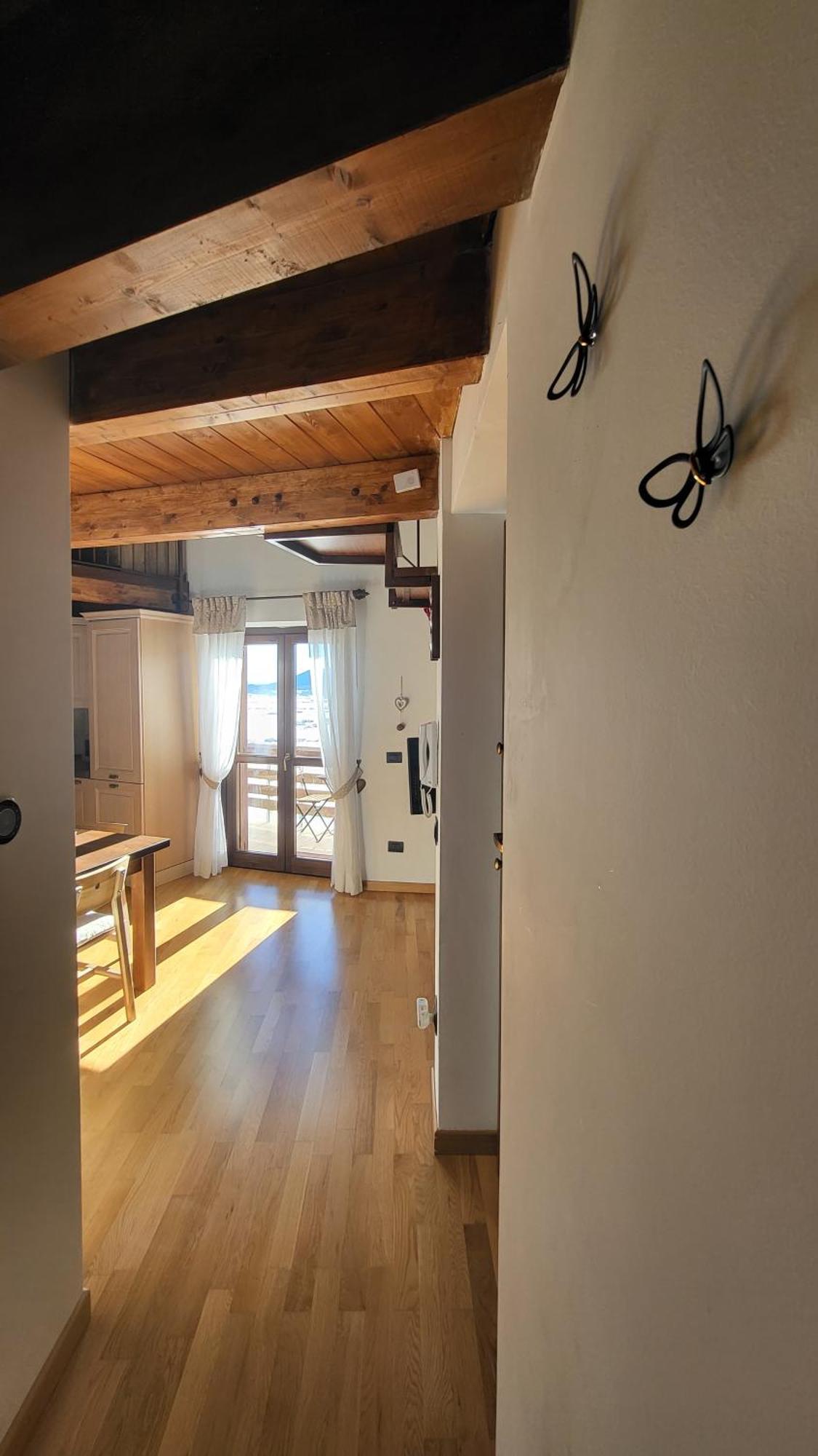 Attico E Super Attico Panoramico Apartamento Rocca di Cambio Exterior foto